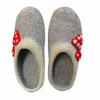 Felt Slipper_mushroom style_front Grey Mushroom Wool Felt Slippers | 100% Handmade in Nepal | Eco-Friendly & Ethical | Made in Nepal